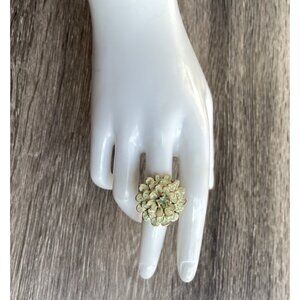 Vintage Lucky Brand Multi Color Flower Blue Cream Ring Women’s Size 7"